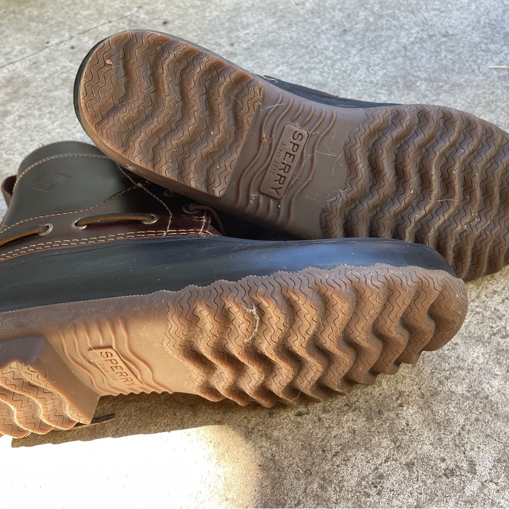 Sperry snow boots. Size 12. Like new